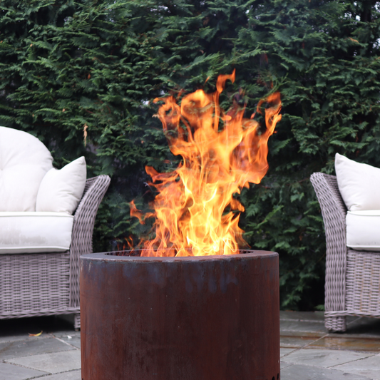 Smokeless Fire Pits: The Future of Outdoor Heating And Entertaining